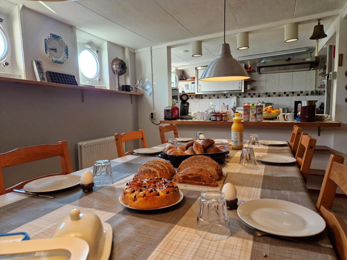 مبيت وإفطار De Logeerboot دوردريشت المظهر الخارجي الصورة